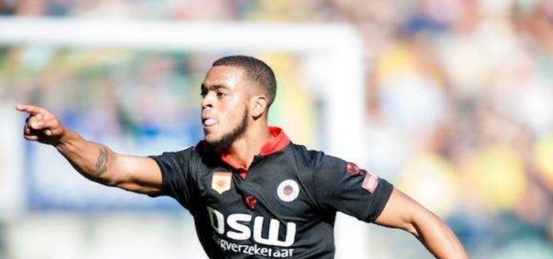 实际上与埃 实际上与埃