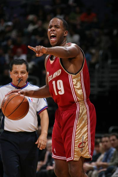 此次易主可 此次易主可