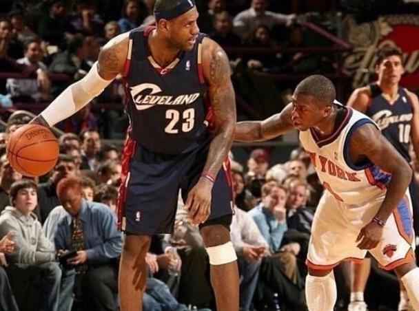 名人生活中 名人生活中