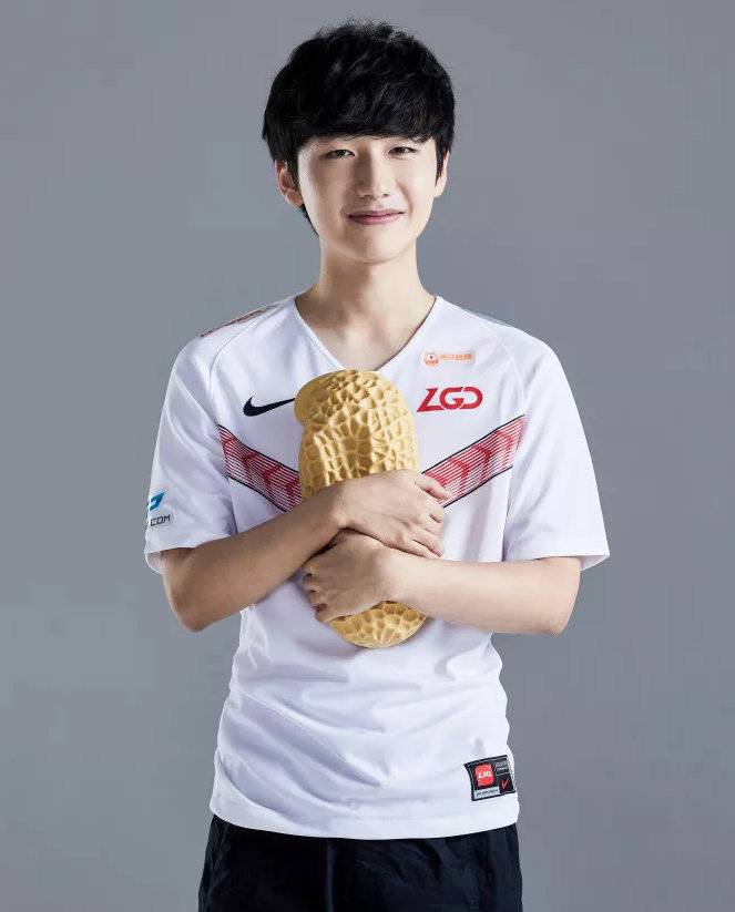 中形象的模 中形象的模