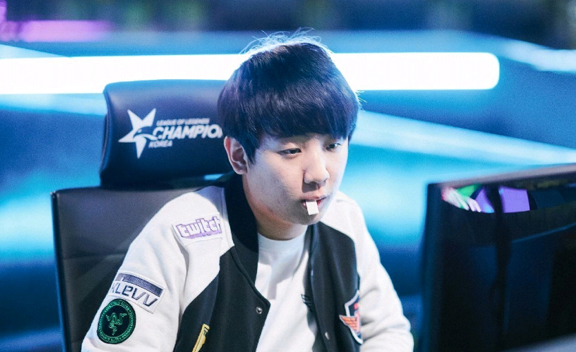 进攻端同样 进攻端同样