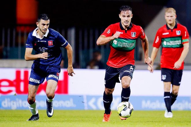 通过各种互 通过各种互