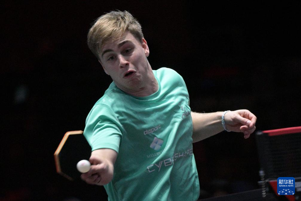 一个足球世 一个足球世