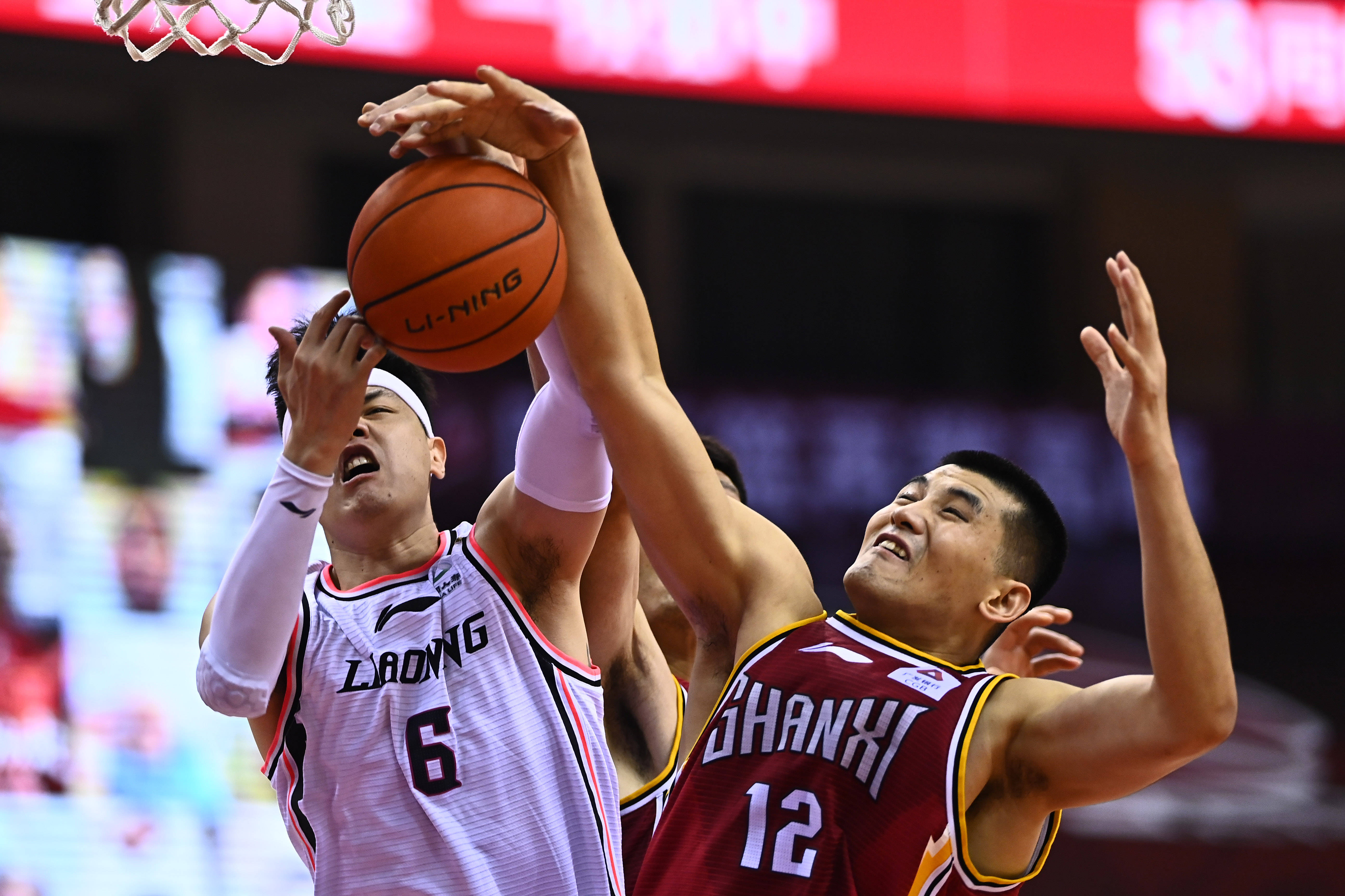 英对信心 英对信心